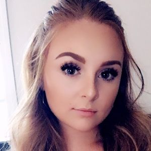 Meet your Posher, Brenna